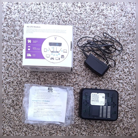 NETGEAR Black Networking Router - Picture 3 of 5